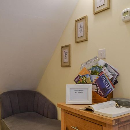 バートン・オン・ザ・ウォーター Puddleduck Houseヴィラ エクステリア 写真